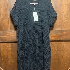 Casual or Elegant Black Textured Women's Dress with Pockets